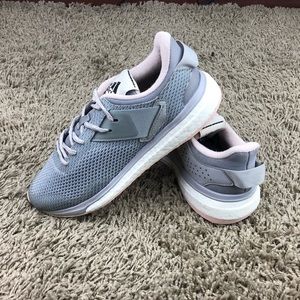Adidas Response 3 WMN 6.5